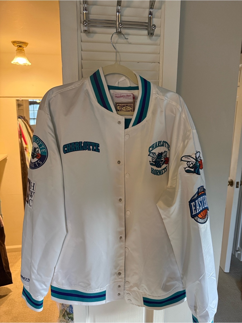 Brand New with Tags Charlotte Hornets Jacket
